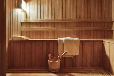 هتل Golfa Klubs Reinis