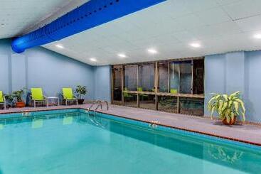 فندق Holiday Inn Express & Suites Morristown, An Ihg