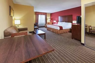 Hotelli Holiday Inn Express & Suites Cleveland, An Ihg