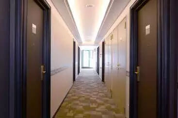 هتل Toyoko Inn Kanazawa-eki Higashi-guchi