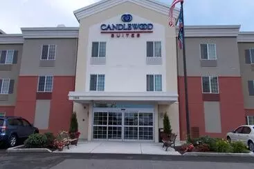 בית מלון כפרי Candlewood Suites Burlington, An Ihg