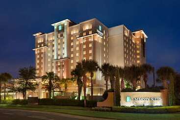 ホテル Embassy Suites By Hilton Orlando Lake Buena Vista South