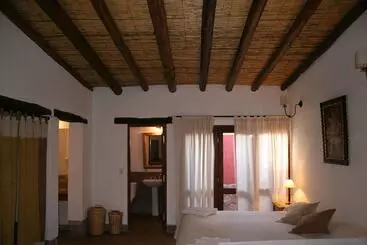 בית מלון כפרי Posada Con Los Angeles