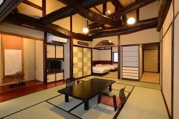 Nakamatsuya Ryokan