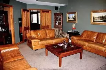 Bed and Breakfast Dock Bay Lodge