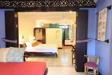 هتل Lotus Villa