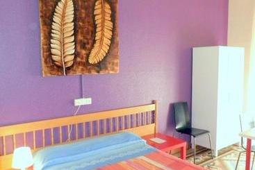 فندق Pensión Universal