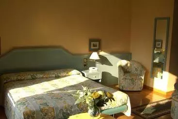 호텔 Albergo Del Cacciatore