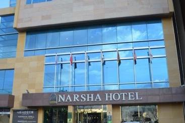 ホテル Narsha Tourist