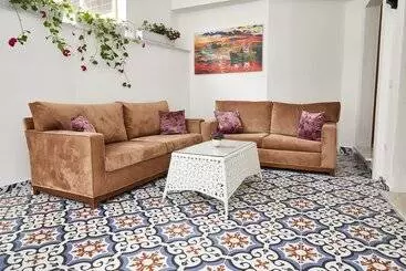 Albinas Hotel Old City