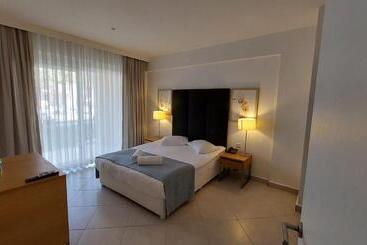 هتل Clc Wyndham Kuşadası Golf Resort