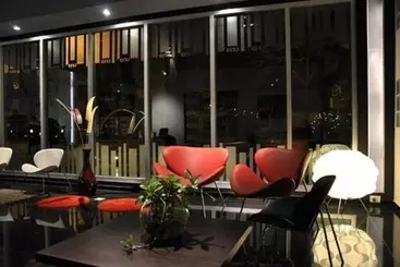 هتل Uno Buenos Aires Suites