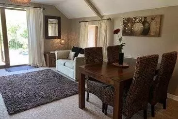 Hotelli Beaconsfield Farm