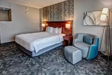 ホテル Courtyard Newport News Airport