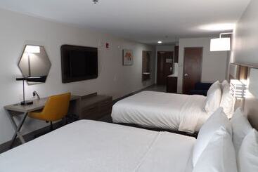 فندق Holiday Inn Express & Suites   Huntsville Airport, An Ihg