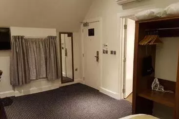 ホテル The Cross Keys