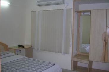 Aparthotel Compact Panache