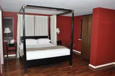 Hotel Nap Inn Savoro