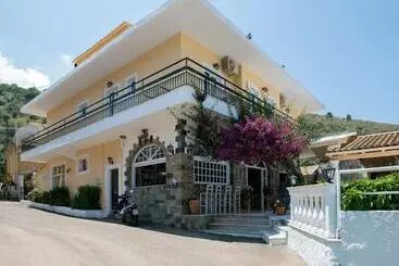 Апартаменты Imerolia Studios