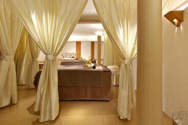 Рёкан Kusatsu Onsen Boun