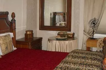 Hotelli Abacrombie Inn