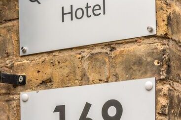 Otel Queens Drive At Finsbury Park