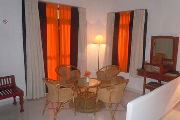 酒店 Dalmanuta Gardens