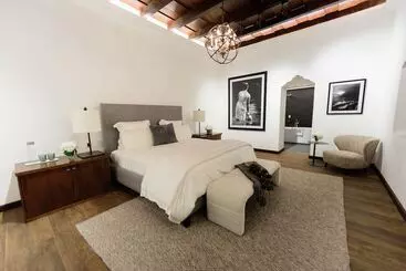 هتل Villa Las Mil Flores