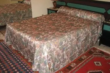 בית מלון כפרי Les Amandiers