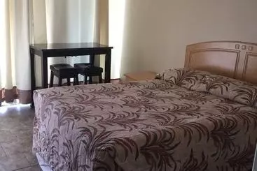 Lägenhet Four Winds Condo Motel