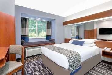 Microtel Inn & Suites By Wyndham Bremen