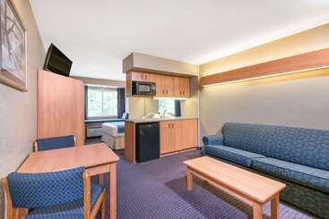 Microtel Inn & Suites By Wyndham Hazelton/bruceton Mills