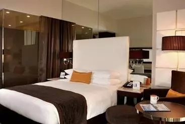 ホテル Centro Capital Centre By Rotana