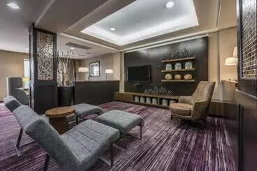 هتل Courtyard By Marriott Tulsa Downtown