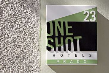 هتل One Shot Prado 23