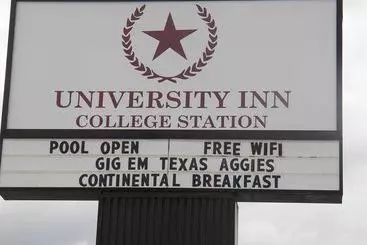 בית מלון כפרי University Inn College Station