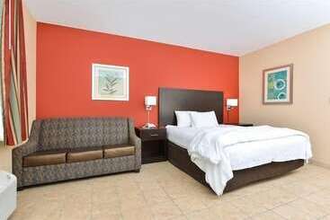 فندق La Bonita Inn & Suites   Mccamey