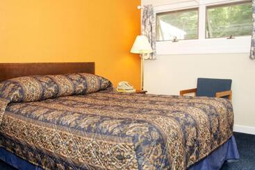 汽车旅馆  Sunset Motor Inn