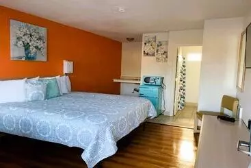 Royal Gateway Motel