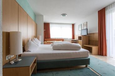 فندق Das Zentrum