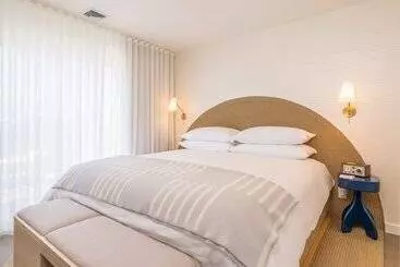 Otel The Shoals Suites & Slips