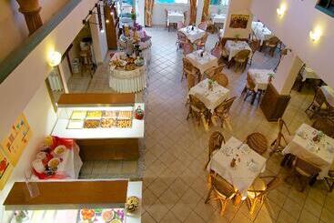 Trefon Hotel Apartments And Family Suites