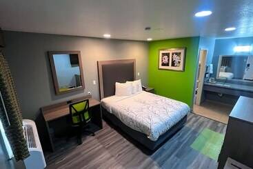 فندق Fort Davis Inn & Rv Park