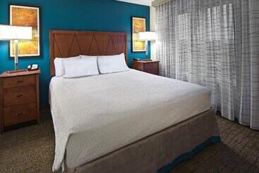 هتل آپارتمان Residence Inn By Marriott Fayetteville Cross Creek