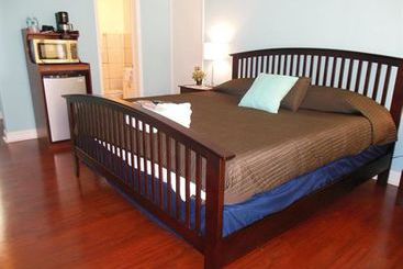 아파트호텔 The Harbor Beach Inn