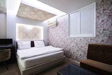 Motel Daegu Icheondong W New York