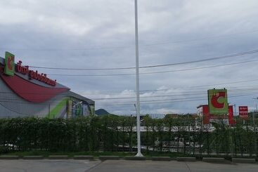 Hotell Brown Home Sattahip @ 19