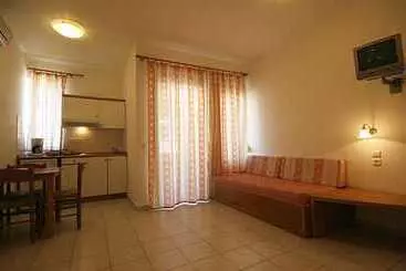 فندق Golden Sand