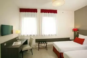 Апарт-отель Residhome Reims Centre