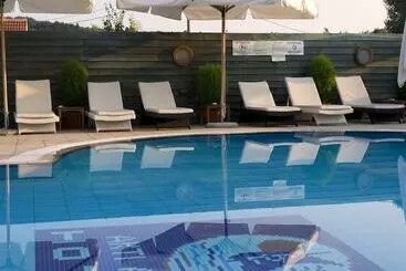 בית מלון כפרי Akti Arilla